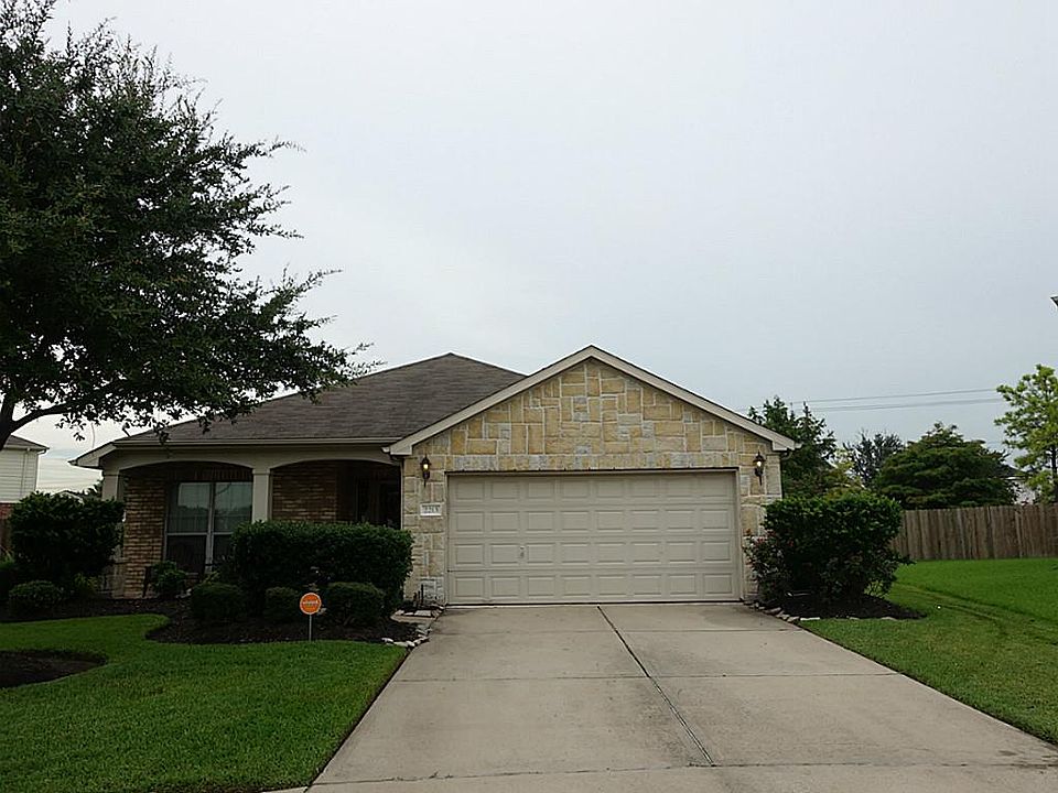 1st image of 2213 Silvercreek Ct