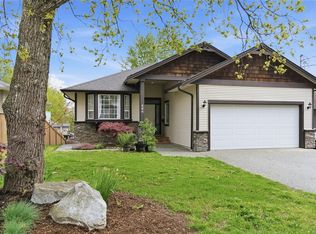686 Howard Ave, Nanaimo, BC V9R 3S7