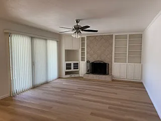 1700 Briarwood Dr. — Photo 2
