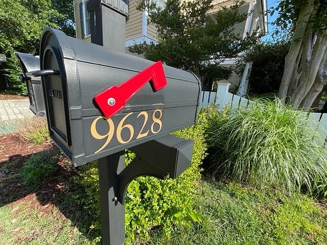 1st image of 9628 25th Bay St