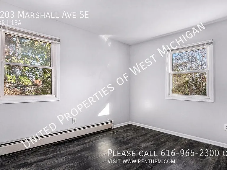 3203 Marshall Ave SE — Photo 4