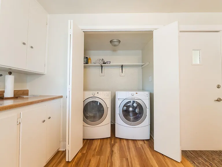 10682 Refinery Rd — Photo 32