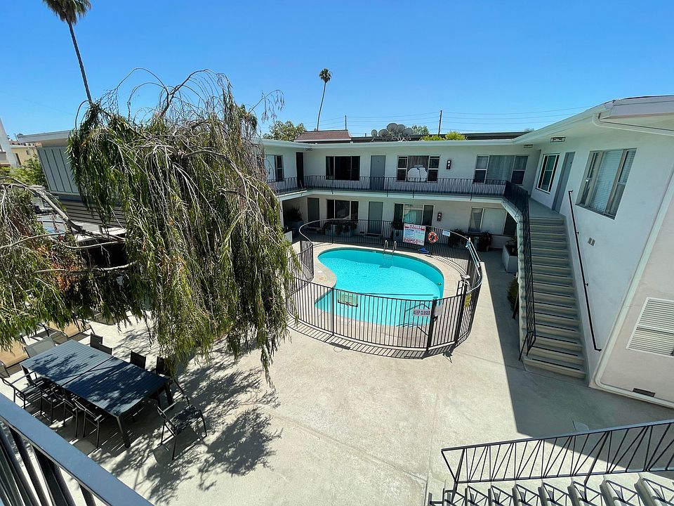 1st image of 1617-21 S Westgate Ave #21-01