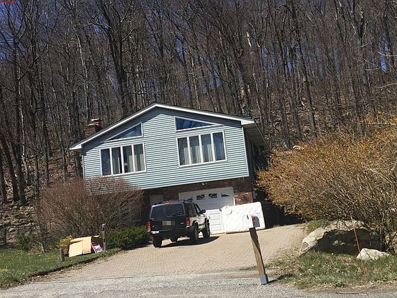 4th image of 40 Panorama Dr