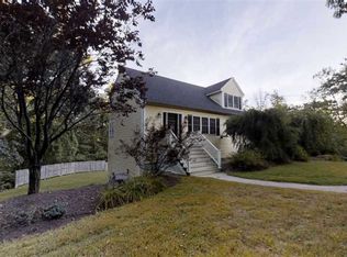 900 Mammoth Rd, Pelham, NH 03076