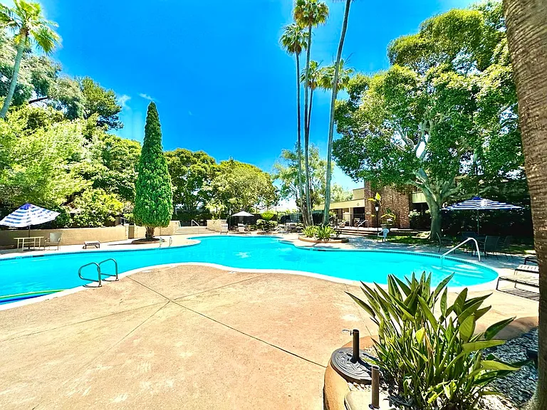 6202 Friars Rd #201 — Photo 16