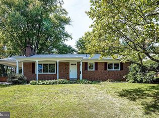 709 Anne St SW, Leesburg, VA 20175