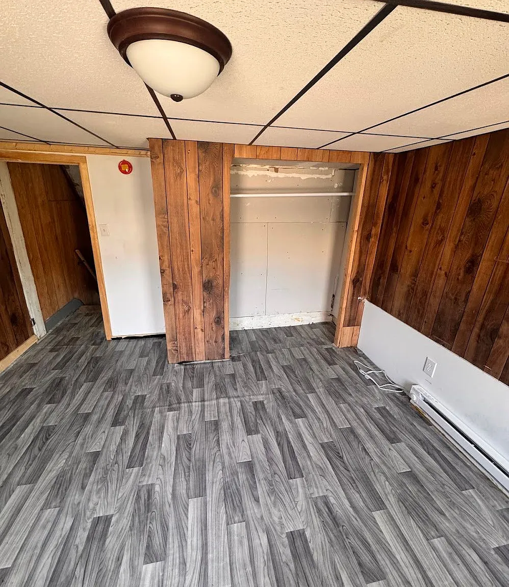 3 bed, 1.0 bath, 1100 sqft, $950 — Photo 4