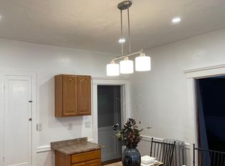 90 Corbet St APT 3, Dorchester Center, MA 02124
