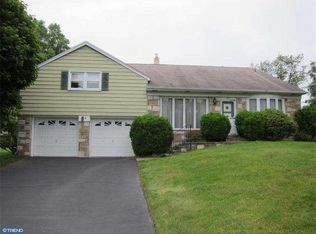 883 Worthington Dr, Warminster, PA 18974