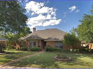 2405 Honeysuckle Dr, Richardson, TX 75082