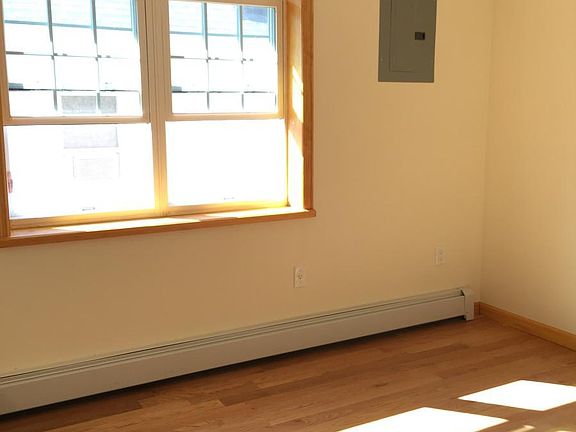 2nd image of 13405 60th Ave Floor 2