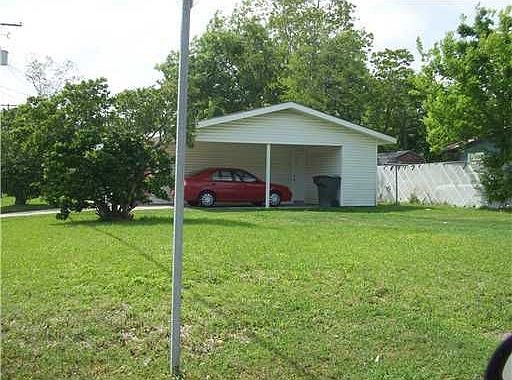 3rd image of 2317 Mill St