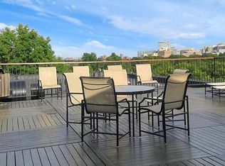 123 Pleasant St #211, Brookline, MA 02446