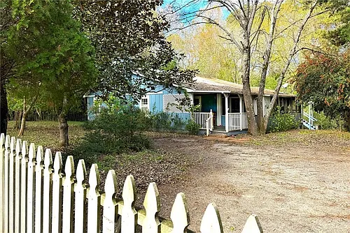 13739 Highway 278 SE Photo 1