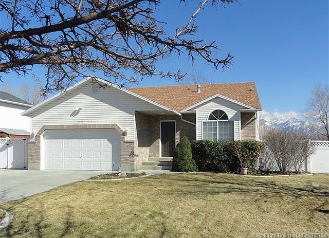 1st image of 7495 S Highland Hollow Dr