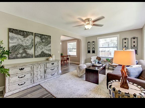 2nd image of 4064 Ernest St