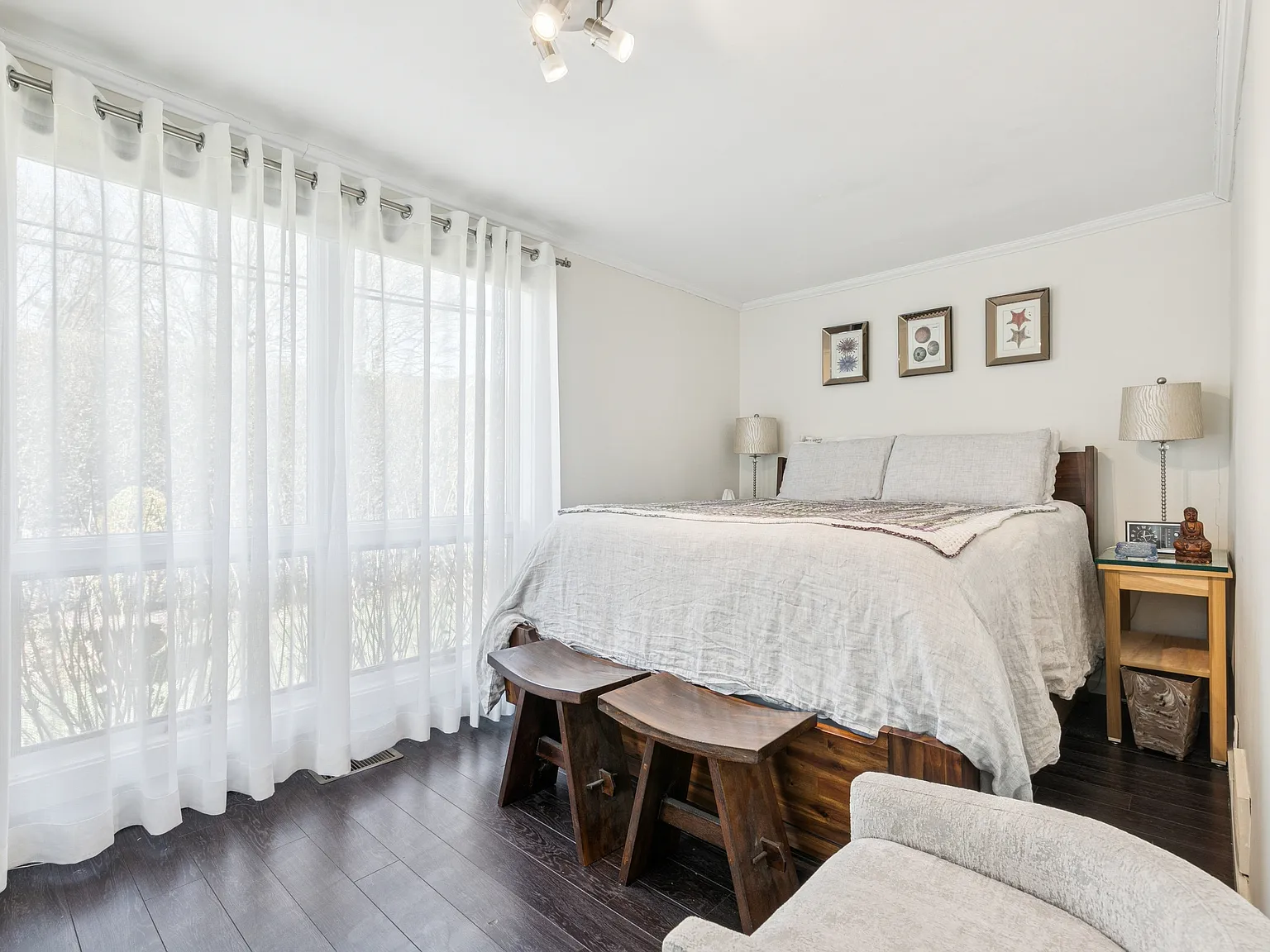 Cute Cottage In The Village All Year-Round Rental — Photo 2