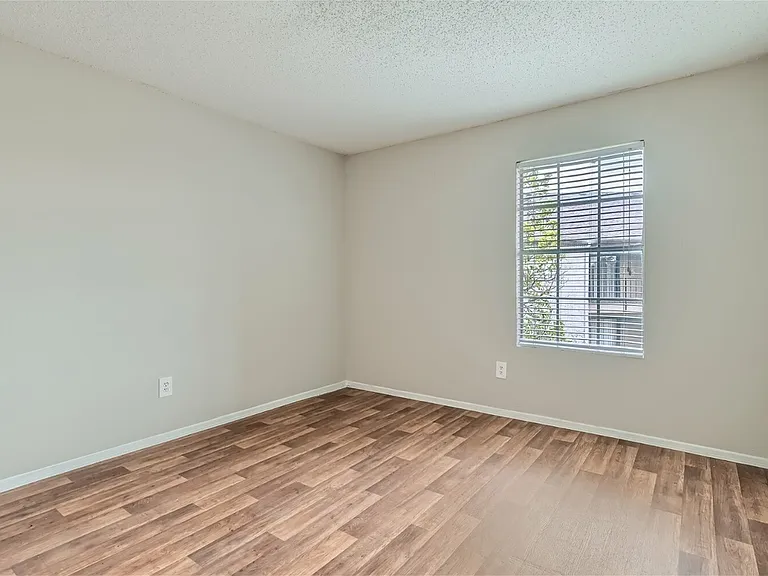 Rise Spring Pointe — Photo 124