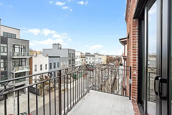 Rented by Compass | media 6