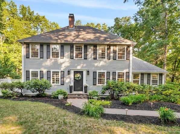 18 Acorn Path, Groton, MA 01450