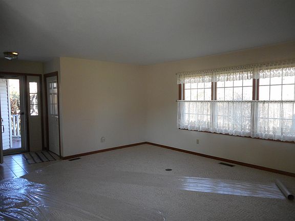 4th image of 5302 Fellows St
