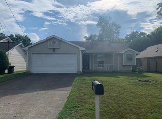 112 Agee Cir E, Hendersonville, TN 37075