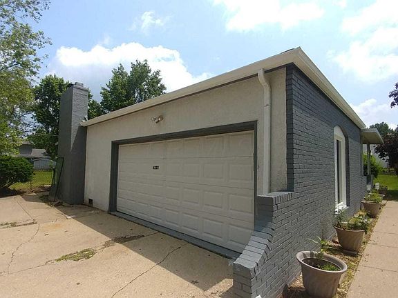 3rd image of 6222 Barberry Holw