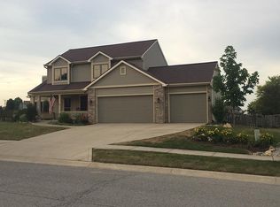 459 Nordyke Dr, Roanoke, IN