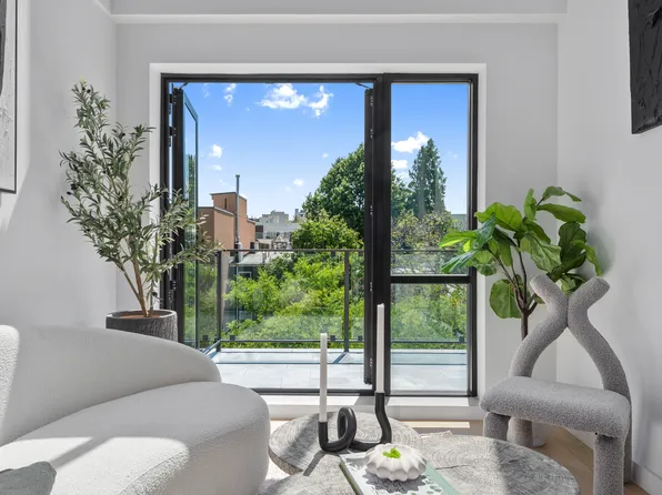 174 North 6th Street image 1 of 15