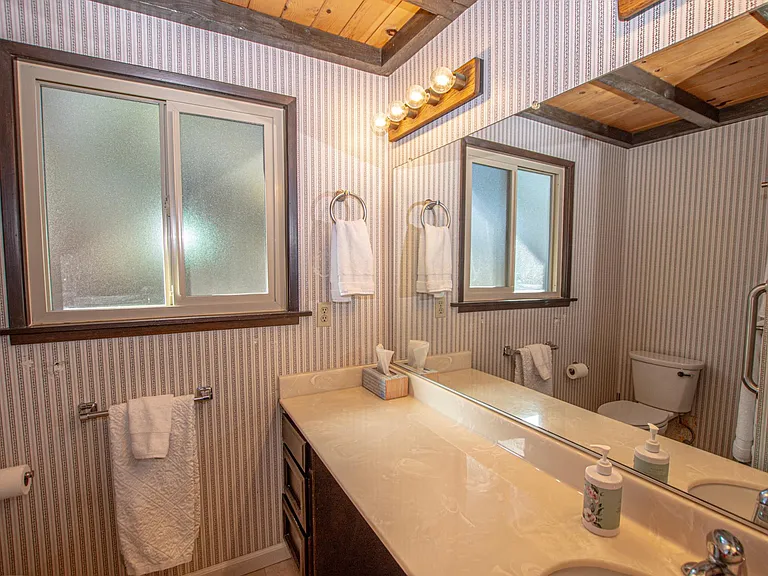 114 Marlette Dr — Photo 16