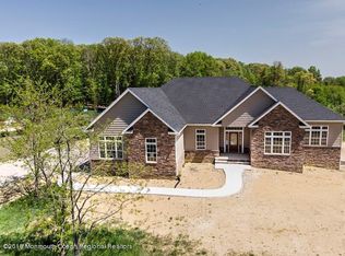 8 Indian Path, Millstone Township, NJ 08535