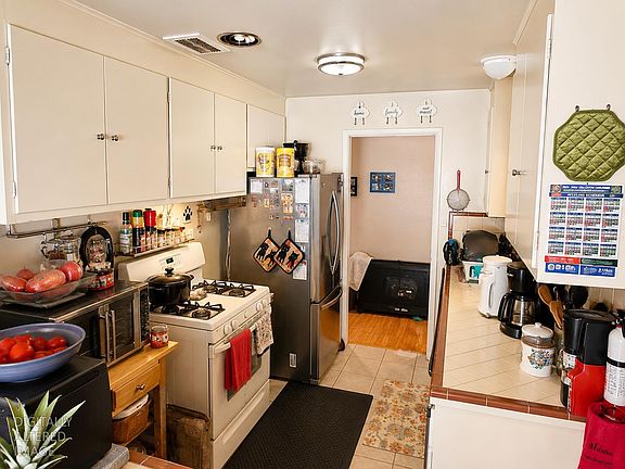 3rd image of 10486 Malaga Way