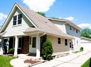 2470 S 77th St, West Allis, WI 53219