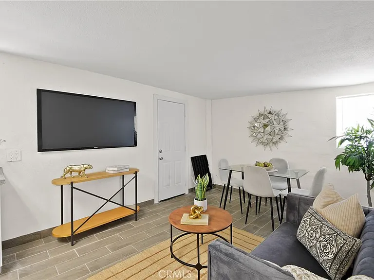 3008 N Arrowhead Ave #A — Photo 5