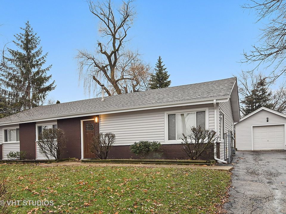 1st image of 215 Kingman Ln