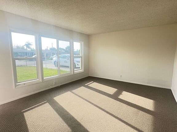 2nd image of 11315 Painter Ave
