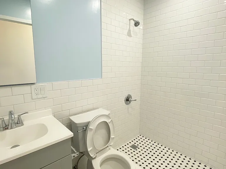 537 Warburton Ave #4 — Photo 11