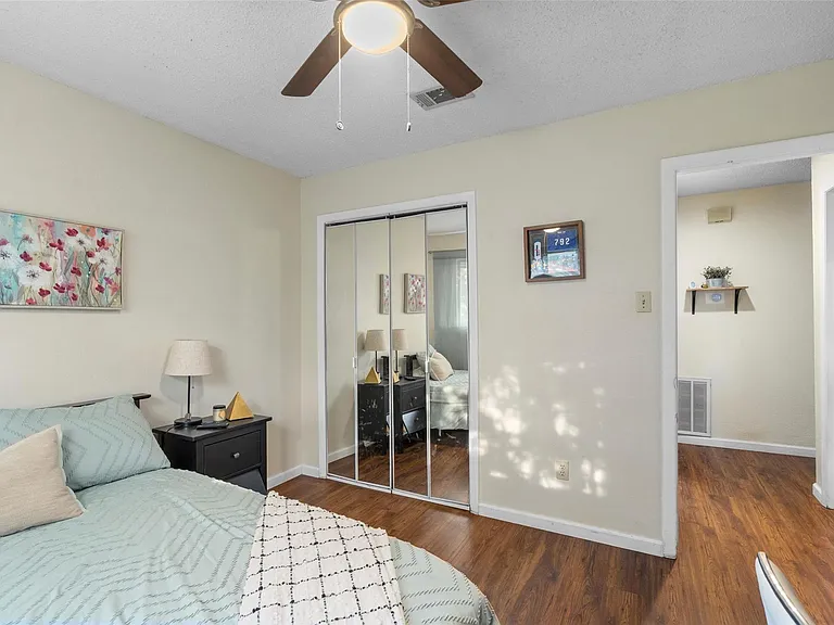 6492 Hart Ln — Photo 11