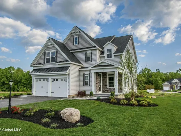 11 Sunflower Terrace, Clifton Park, NY 12065