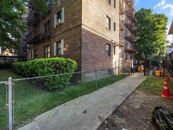 1478 E 28th St #4N, Brooklyn, NY 11229