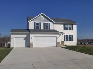 6368 Leisure Creek Dr SE, Caledonia, MI 49316