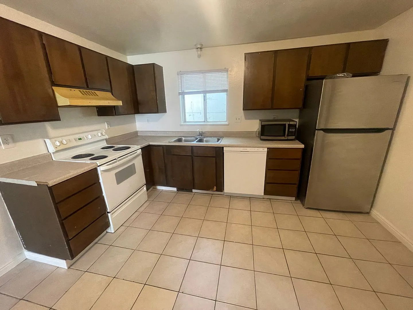 Beautiful 3 bedroom apartment for rent in Provo! — Photo 2