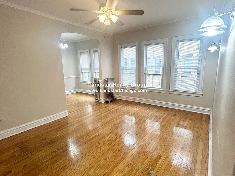 4931 N Whipple St #3W — Photo 1
