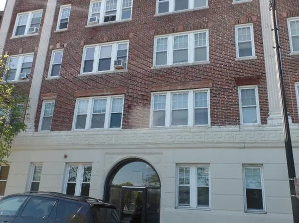 1691 Commonwealth Ave, Brighton, MA