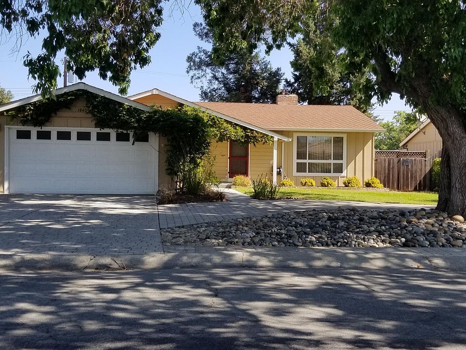 1st image of 18409 McCoy Ave