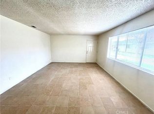 16214 Juniper St APT 3, Hesperia, CA 92345