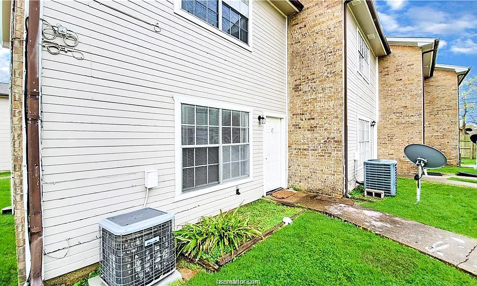 1908 Barak Ln #15