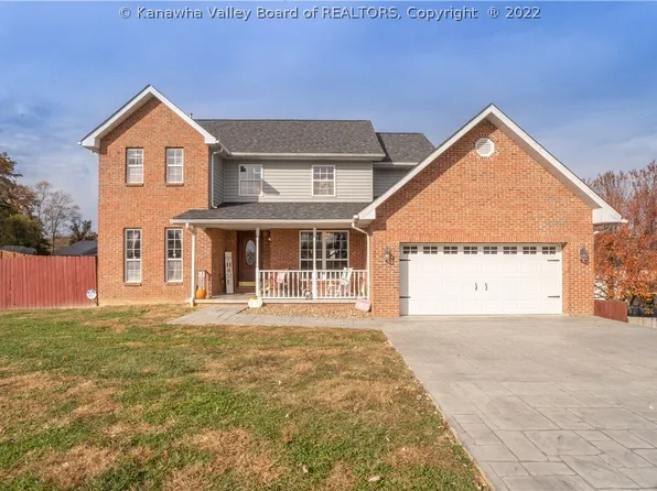 38 Christopher Dr, Hurricane, WV 25526