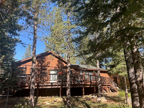 Easy one level home with flat driveway and attached garage